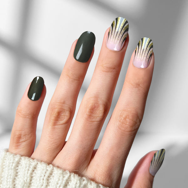 Night Blaze - Oval Sustainable Nails - Vorbestellung