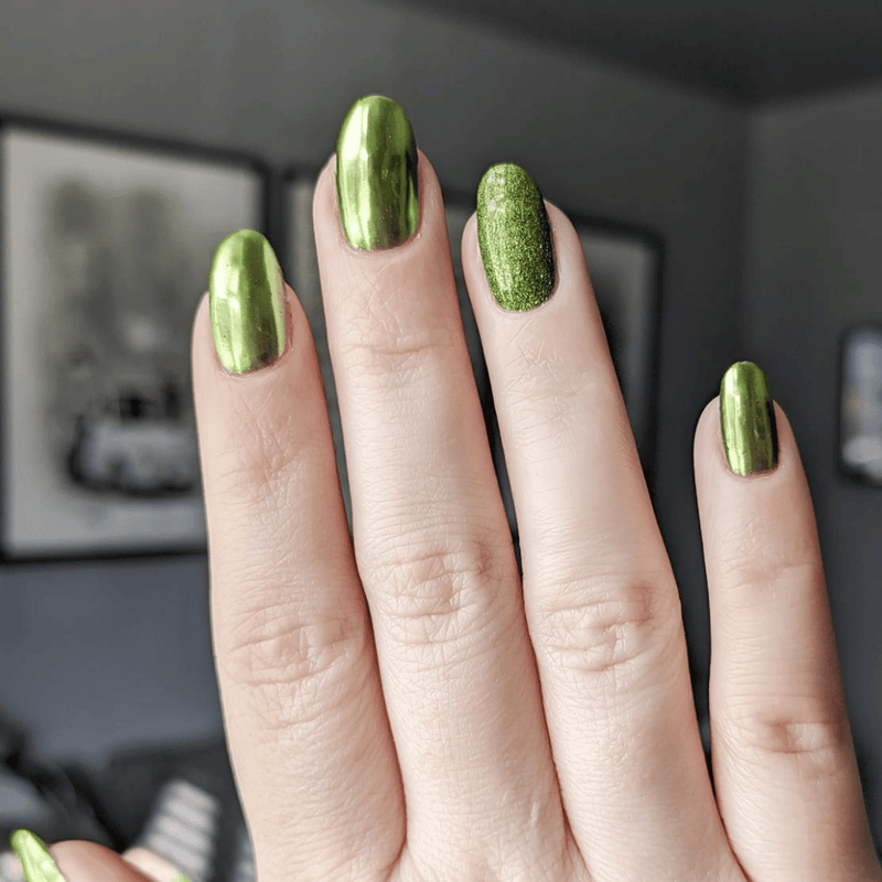 Olive - Metallic Nagelpuder